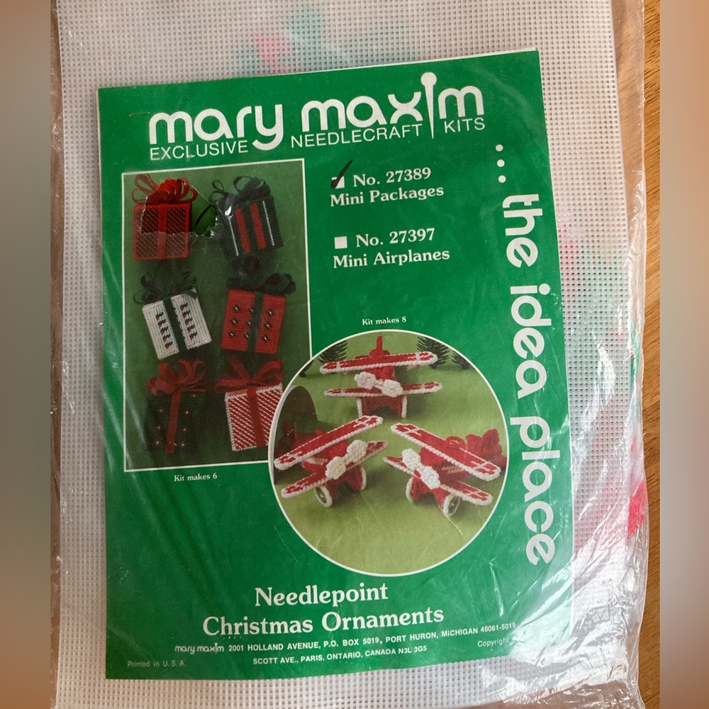 Vintage Christmas packages needlepoint craft kit new in package